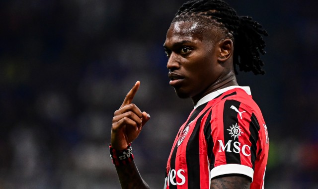 kaiyun-记者：莱奥寻求在下轮对阵博洛尼亚比赛复出，目前他还在单独训练